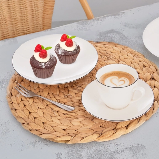 Univerzálny do kaviarne aj domov