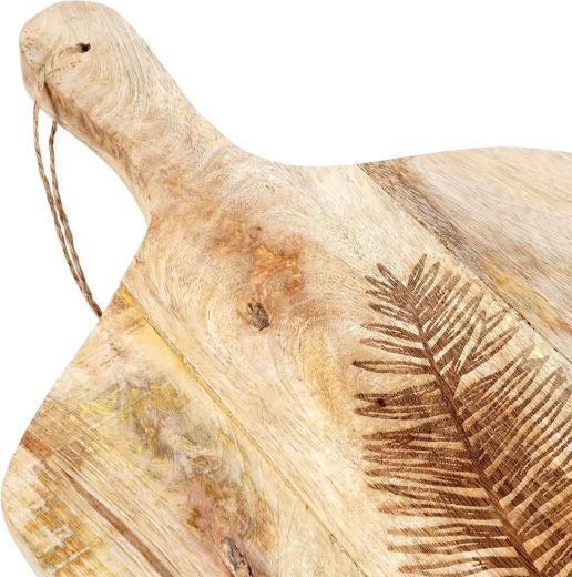 Elegantné rytie listu pre štýlové servírovanie