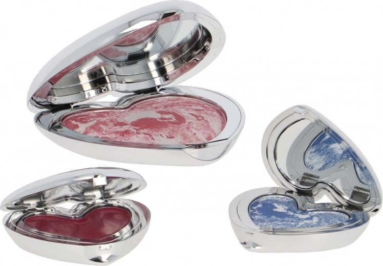 Lícenka a očné tiene s mramorovaným finišom