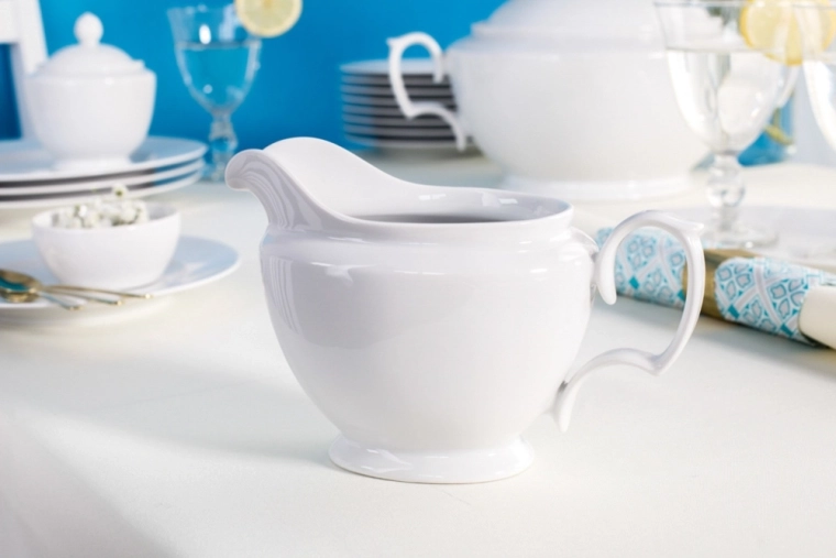 Žiarivo biely porcelán s vysokým leskom