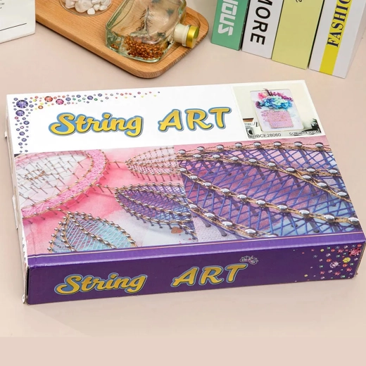 Kreatívna sada String Art s LED svetlami 21 × 30 cm – ježko v kvetoch