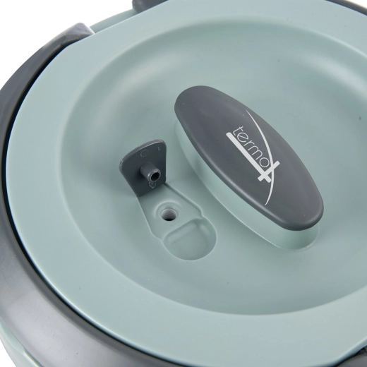 Tesné veko s bezpečnostným ventilom