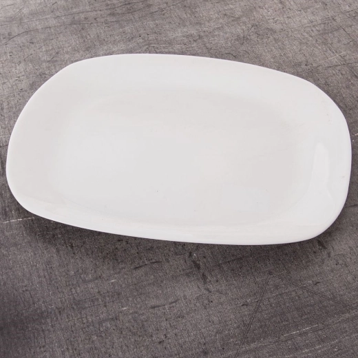 Univerzálny na predjedlá, dezerty aj hlavné chody