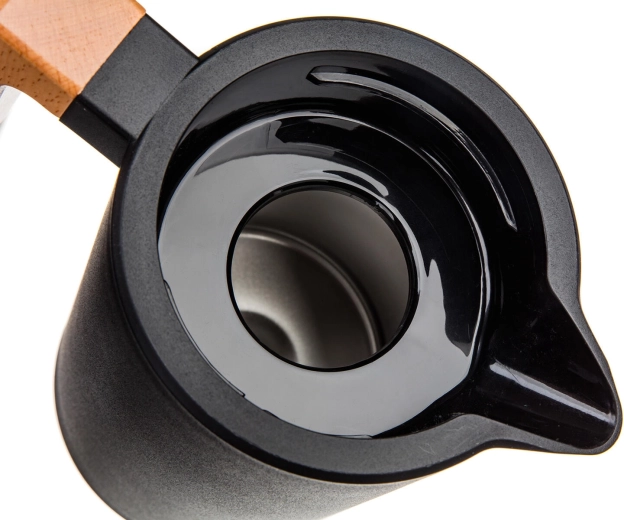 Vákuová izolácia pre dlhšie udržanie teploty