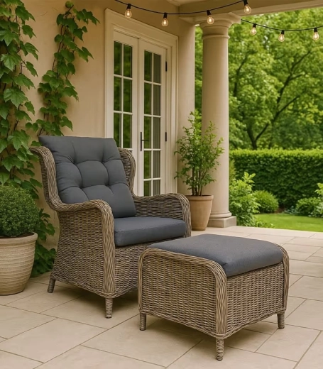 Odolný polyratan a ľahká hliníková konštrukcia