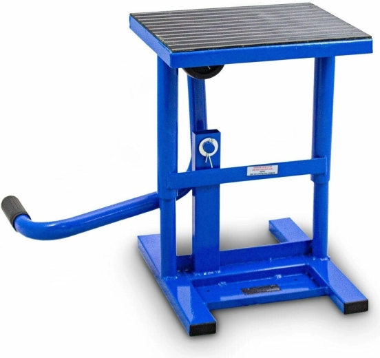 Protisklzová gumová platforma