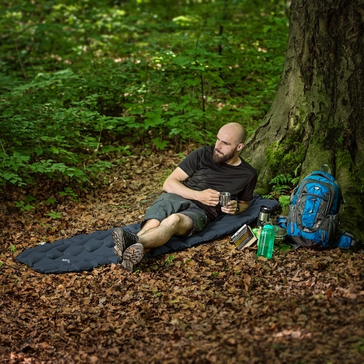 Ľahká a ľahko zbaliteľná