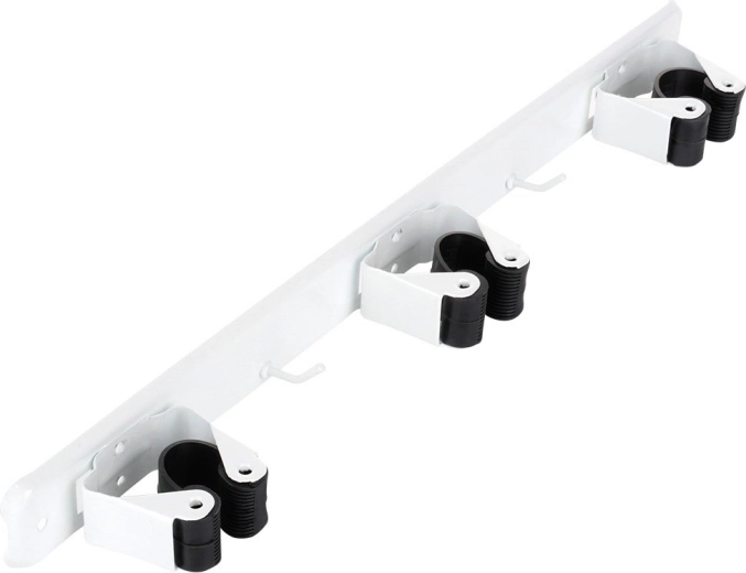 Tri pevné úchyty + dva háčiky