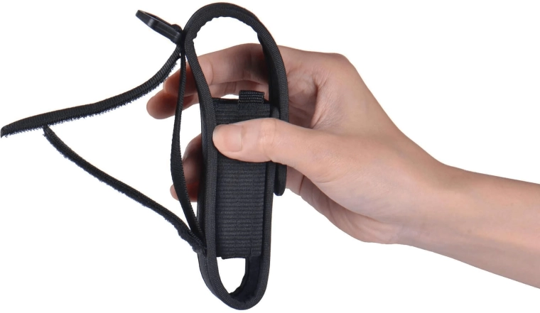 Nastaviteľný a univerzálny strih