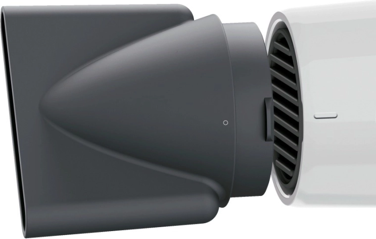 Precízny styling s koncentrátorom