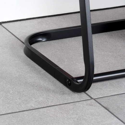 Stabilná a odolná kovová konštrukcia