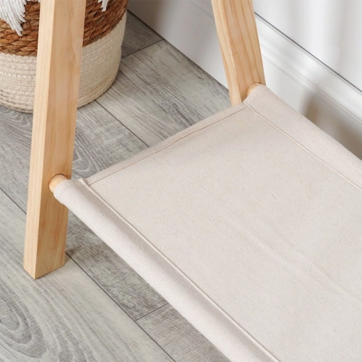 Praktická spodná polica na topánky a doplnky