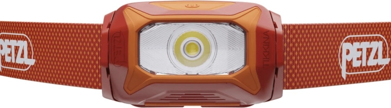 Výkon 300 lm a široký kužeľ svetla