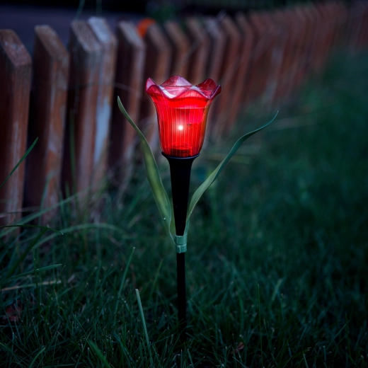 LED solárna lampa v tvare tulipánu – 1 kus