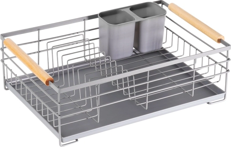 Chytré usporiadanie pre taniere, poháre aj príbory