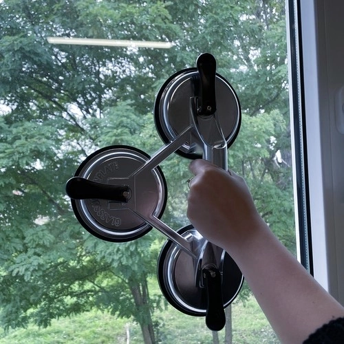 Nosnosť až 150 kg pre bezpečnú manipuláciu