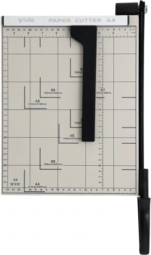 Odolná kovová konštrukcia s nerezovým ostrím
