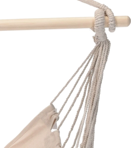 Stabilita vďaka drevenej rozpieracej tyči