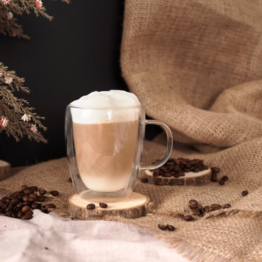 Ľahký a odolný z borosilikátového skla