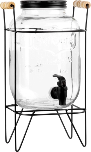 Pohodlné nalievanie vďaka zvýšenému stojanu