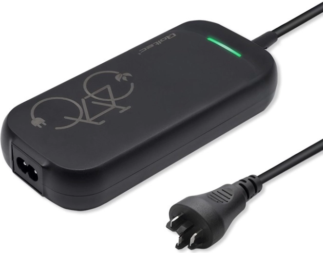 Rýchle a bezpečné nabíjanie 42 V / 2 A