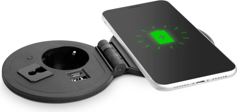 Vstavaná výsuvná zásuvka s USB, USB-C a bezdrôtovým nabíjaním