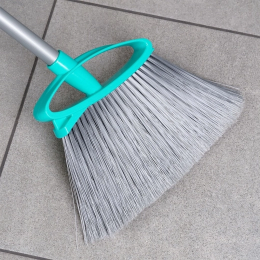 Profilovaná hlava na rohy a okraje