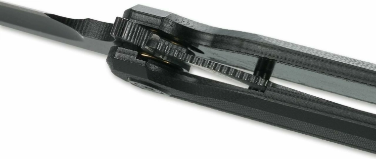 Bezpečné istenie čepele poistkou Liner Lock