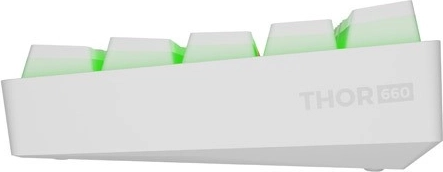 Kvalitná mechanika: Gateron, premažané stabilizátory a PBT keycapy
