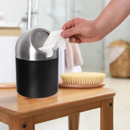 Odhadzovanie jednou rukou s výklopnou klapkou