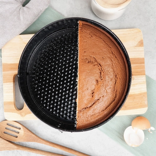 Nepriľnavý granitový povrch