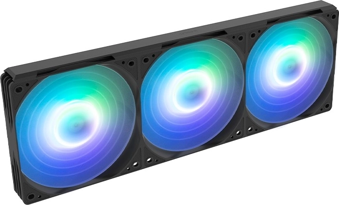Tri 120 mm ventilátory pre optimálne prúdenie