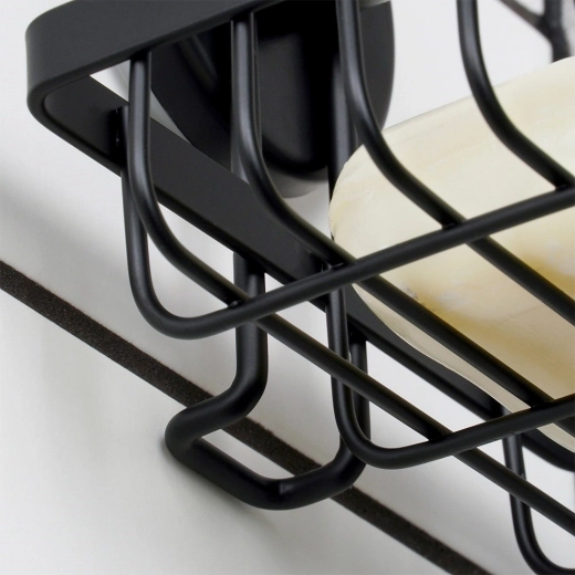 Odolná kovová konštrukcia v matnej čiernej