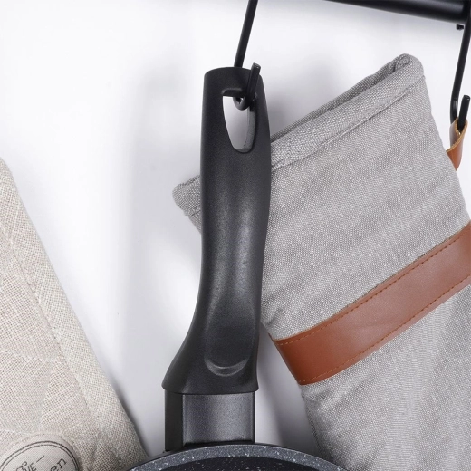 Ergonomická, nezahrievajúca sa rukoväť