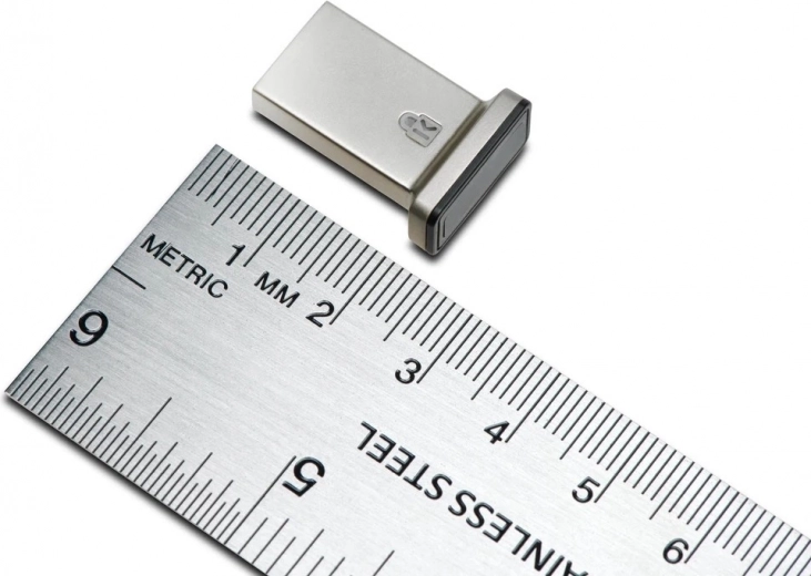 Odolné kovové telo a jednoduché použitie