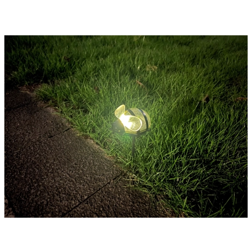 Teplé biele LED svetlo pre útulnú atmosféru