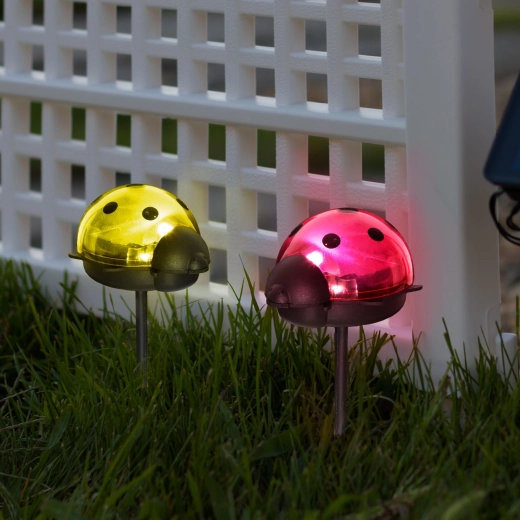 Solárna LED záhradná lampa lienka so studeným bielym svetlom - 1 kus