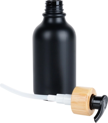 Uzamykateľná pumpička a pohodlné dopĺňanie