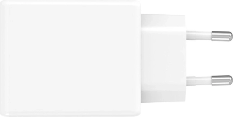 Slim Plug dizajn do úzkych zásuviek