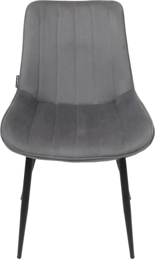 Mäkký velúr s elegantným prešívaním