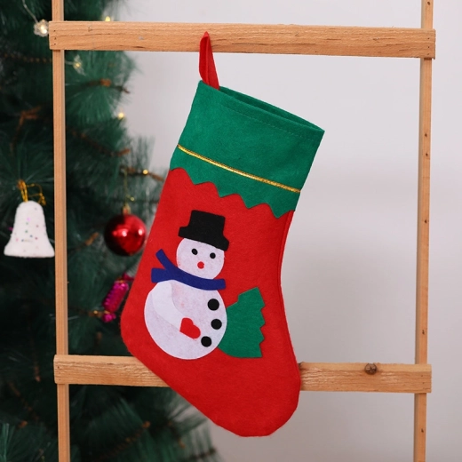 Príjemný filc a jednoduché zavesenie