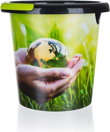 Ekologický materiál z recyklovaného plastu