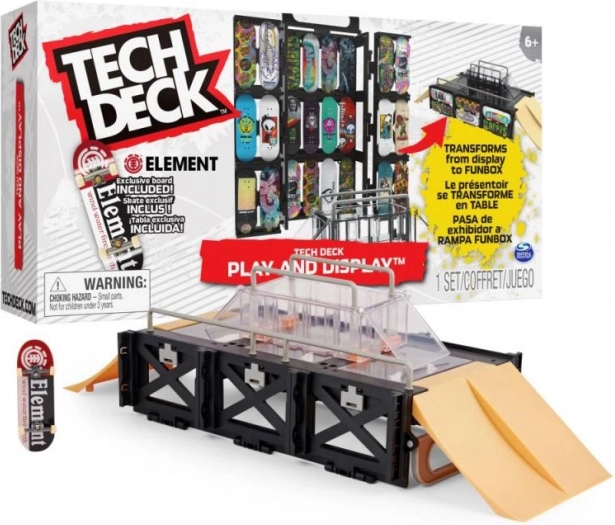 Tech Deck vitrína s rampou na fingerboardy