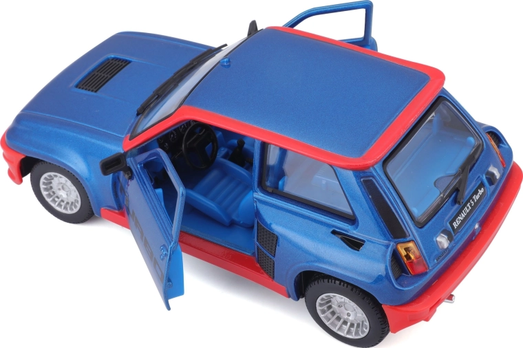 Otváracie dvere a realistický interiér