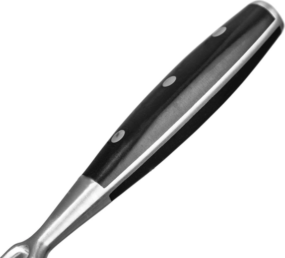 Ergonomická rukoväť s trojitým nitovaním