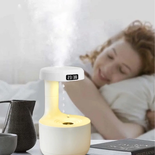 LED displej a nočné svetlo pre pohodlné používanie