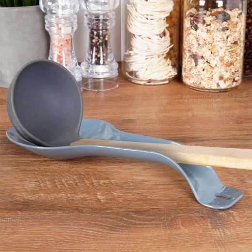 Univerzálny držiak pre rôzne náradie