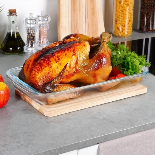 Univerzálne využitie od pečenia po servírovanie