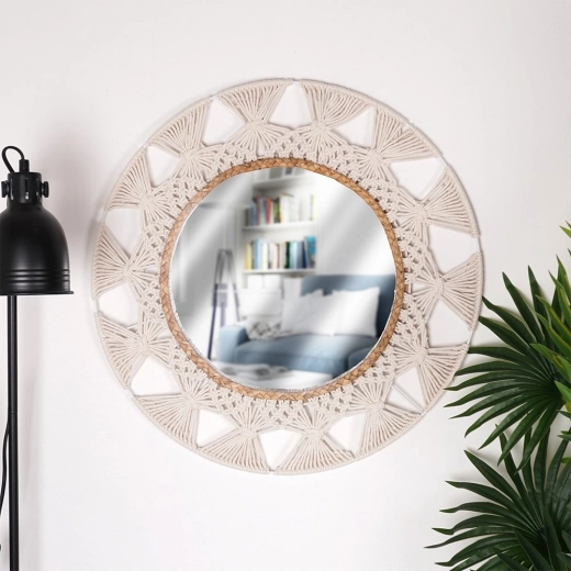 Opticky presvetlí a zväčší priestor