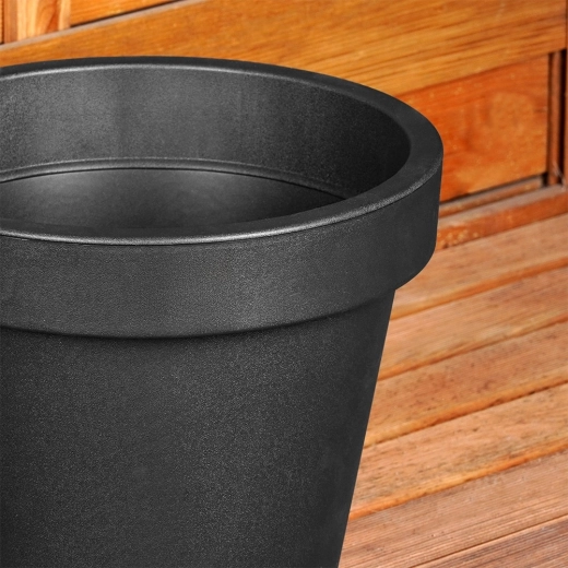 Odolný a ľahký na celoročné použitie